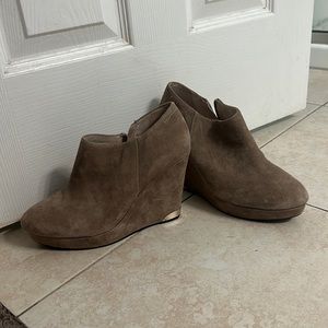 Vince Camuto booties with 4.5 in heel size 10